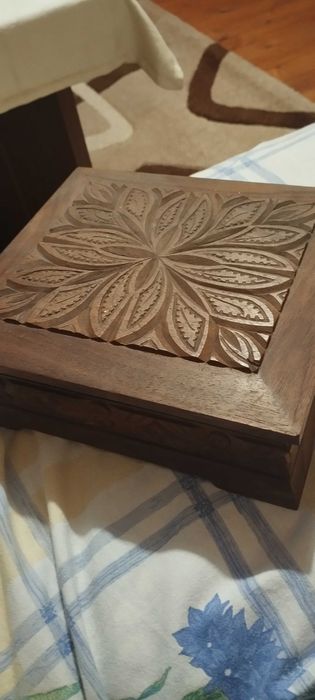 Ръчна изработка дървена кутия