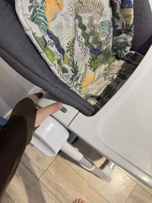 Продам стул для кормления-шезлонг