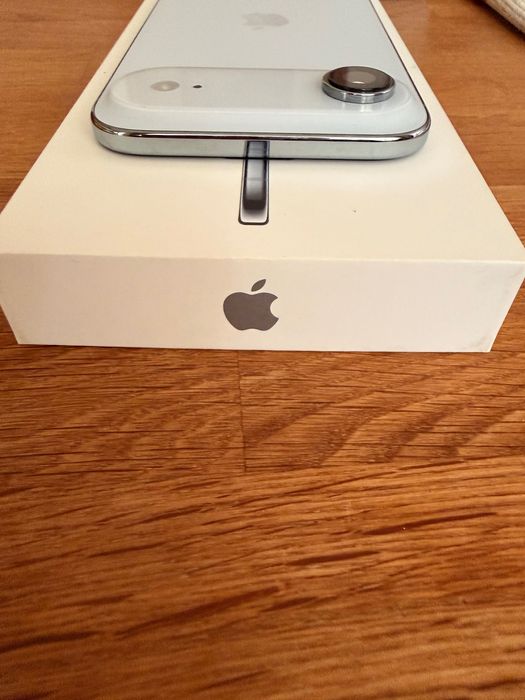 iPhone air 256GB Sky Blue Като нов!!!