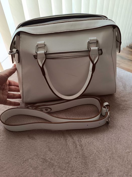 Дамска бяла чанта - Doca