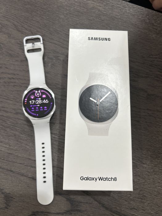 Часы Galaxy Watch 8
