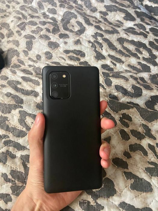 Продам Samsung S10 lite 128gb