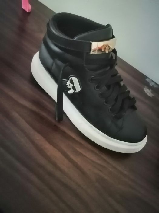 Adidași Karl mărimea 41.