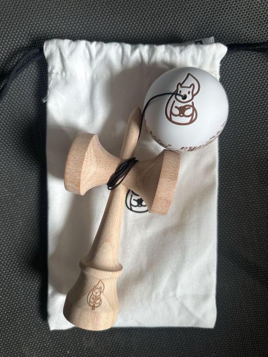 Kendama miguel nou nouța