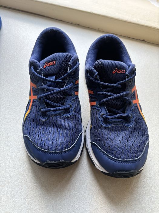 Детски маратонки asics