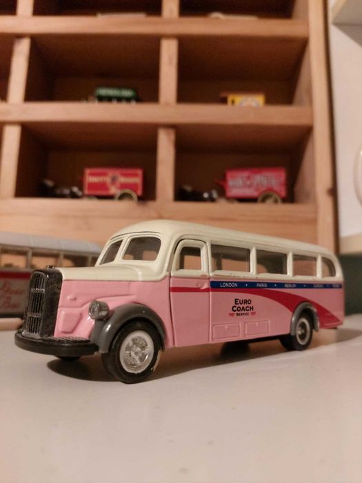 Макети на автобуси