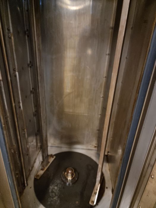 Cuptor electric rotativ Miwe Shop In 2009