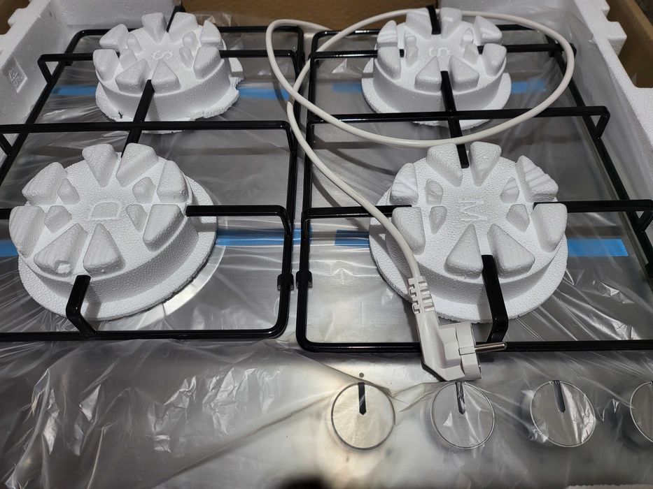 Vand plite pe gaz cu aprindere electrica