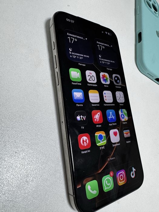 Продам либо обмен iphone 16 pro max 256 гб