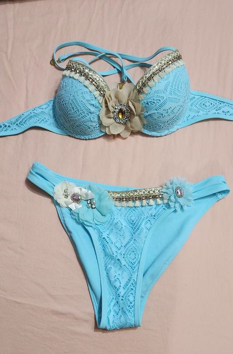 Ефектен Син Бански с Цветя