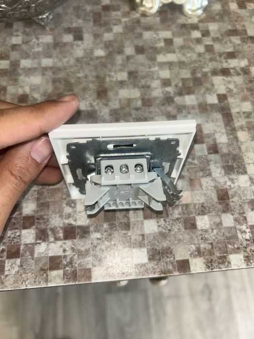 Выключатель дизайнерский