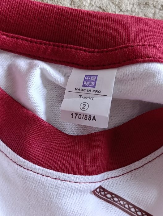 Новый лонгслив с принтом
