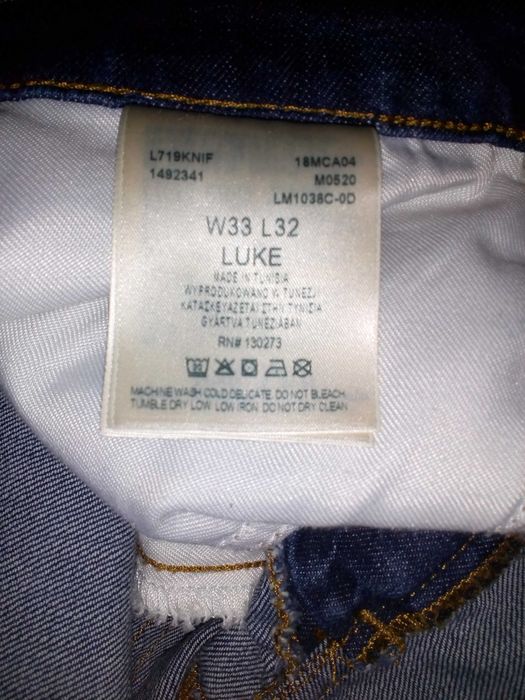 Дънки Lee 35лв ...