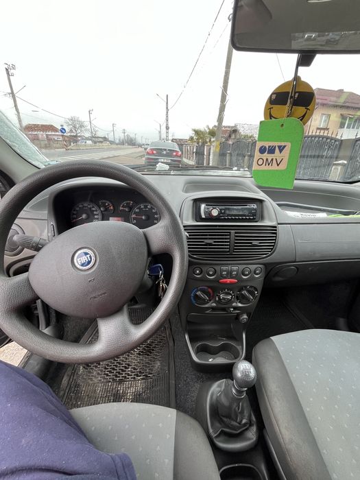 Vand Fiat Punto 1.4 benzina