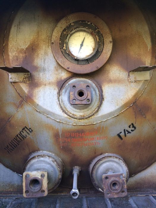 Емкость для жидкой двуокиси кислорода