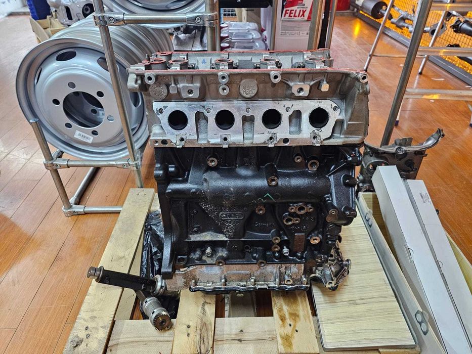 Блок цилиндров в сборе Шкода