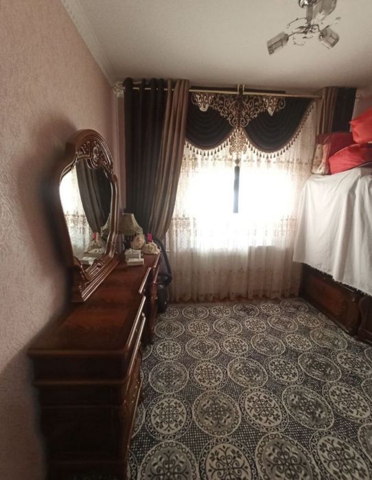 Продаётся квартира в Яшнабад Ул Мухтар Ашрафи Ор Ислом Ота мечеть