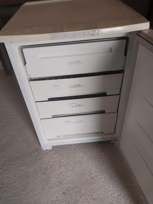 Морозильник бирюса