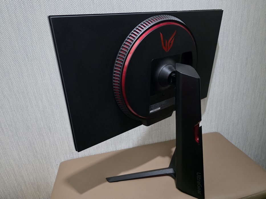 LG 240Hz. 27 диагональ. IPS