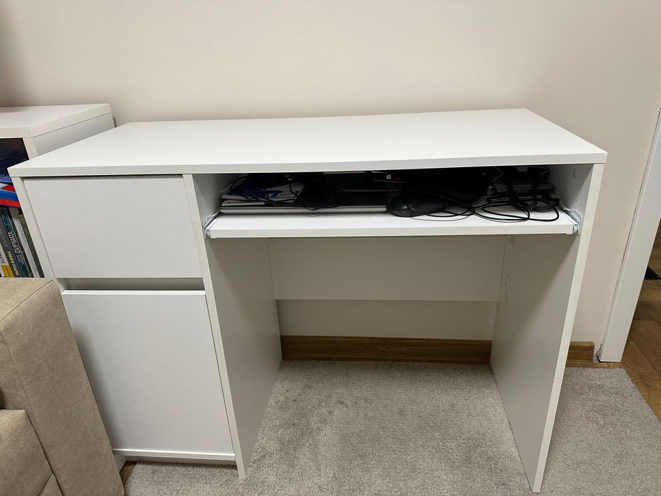 Бюро —- Запазено