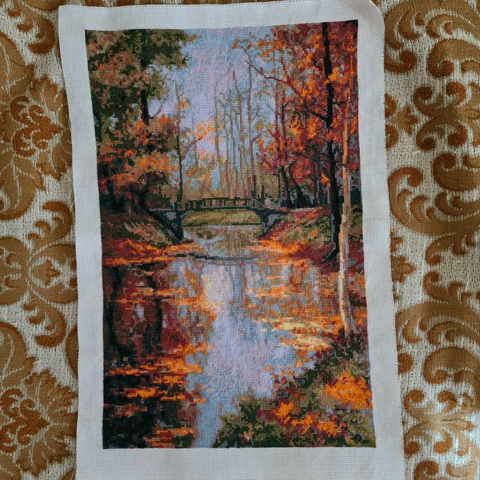 Вышивка Осенний пейзаж