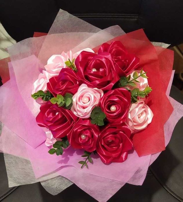 Букет роз из ленты