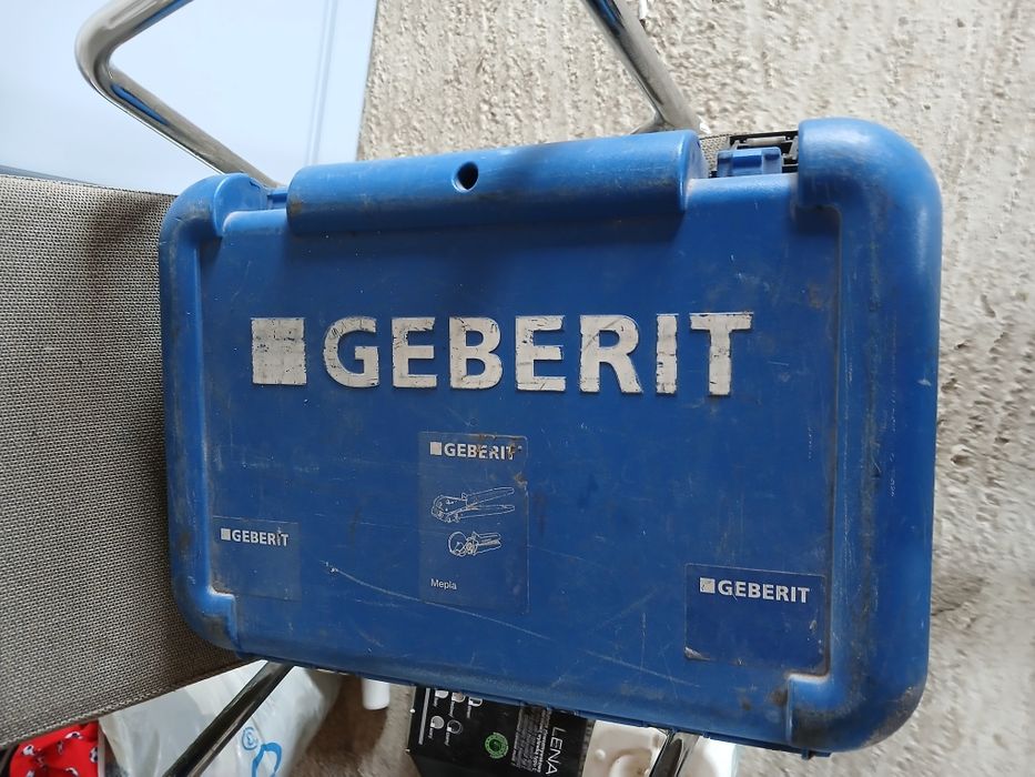 Trusa geberit pentru montare și repararea tavilor