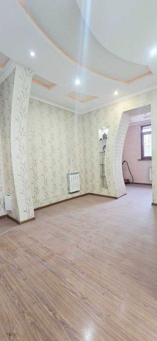 Продается 1к/4/4 45m2 кирпич с ремонтом Нукусская Инфинити