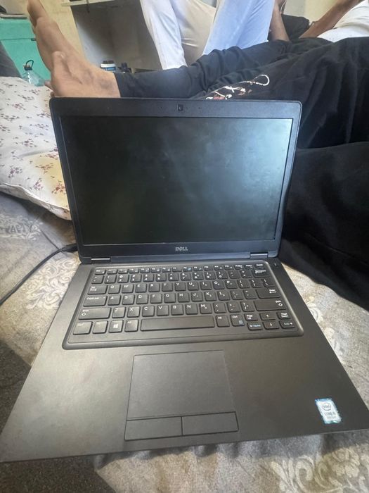 Dell laptop intel core i5... 8GB/256GB