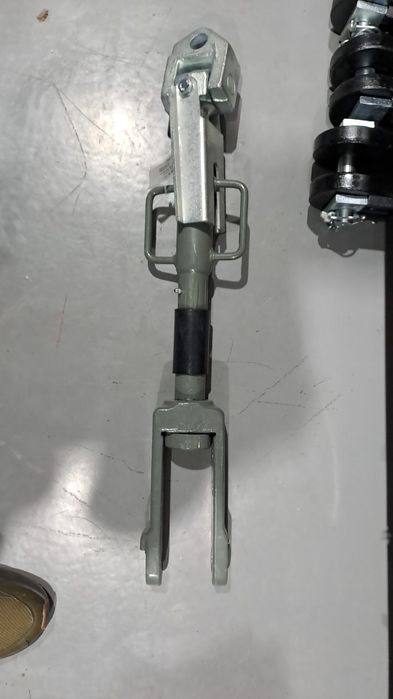 Titant central hidraulic  Tija reglabila întinzător stabilizator tenso