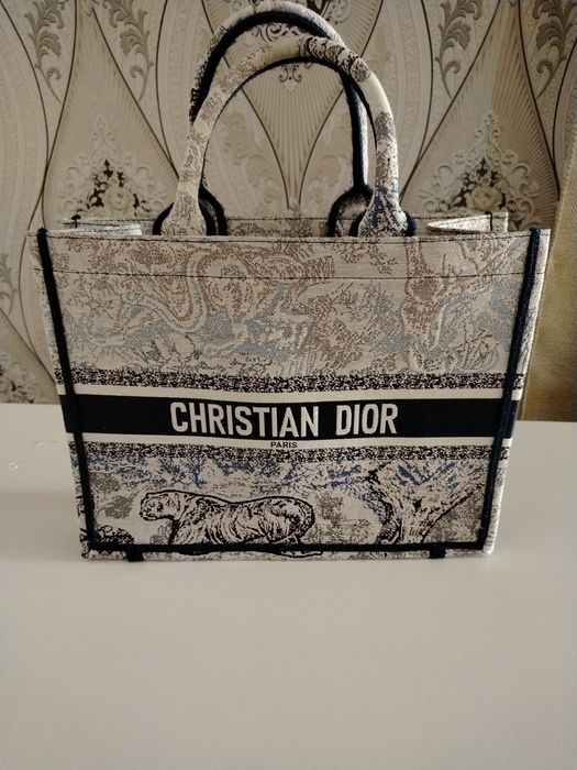 Продам женскую сумку