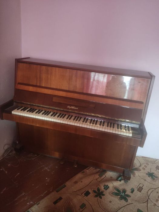 Продам Пианино Кузбасс