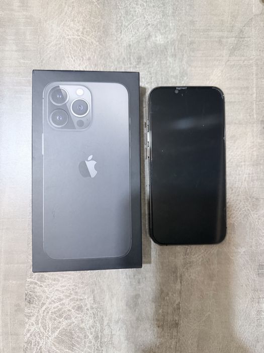 Продам Iphone 13 pro