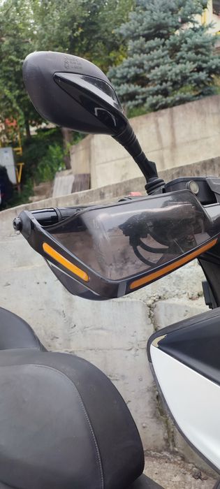 Maxiscuter Kymco Downtown