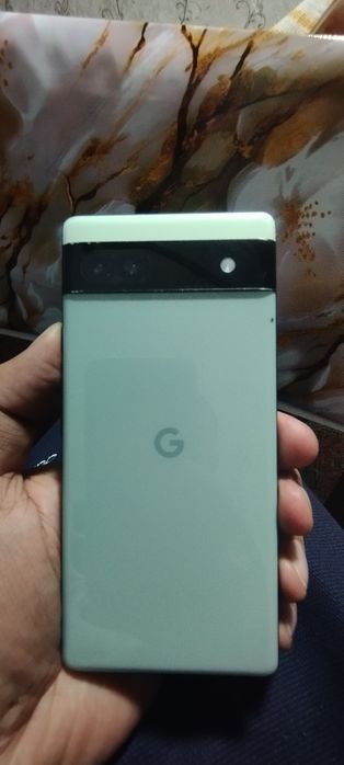 Google Pixel 6a.