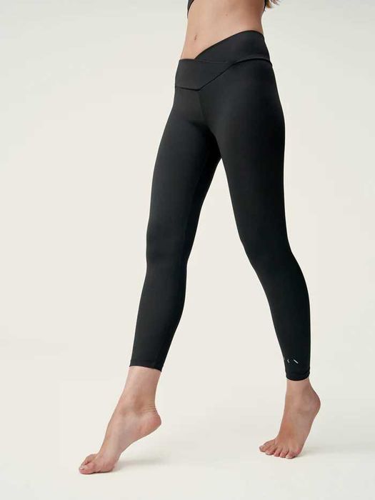 Born Living Yoga Leggings ОРИГИНАЛЕН дамски клин - S