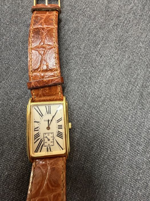 Tissot Vintage Swiss Made – Ceas Elegant Rectangular cu Cifre Romane