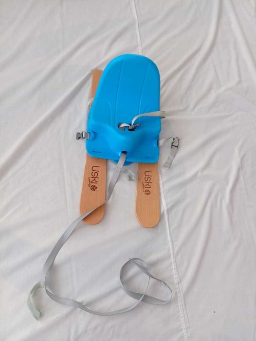 Schiuri copii + bețe + scaun detasabil