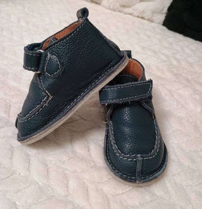 Pantofi din piele pt bebe