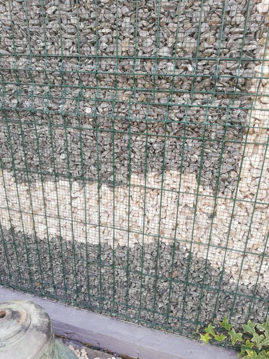 MARMURA ALBA decorativa,granit antracit,calcaroasa bej,mozaic