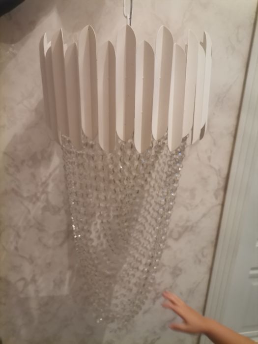 Люстра новая красивая