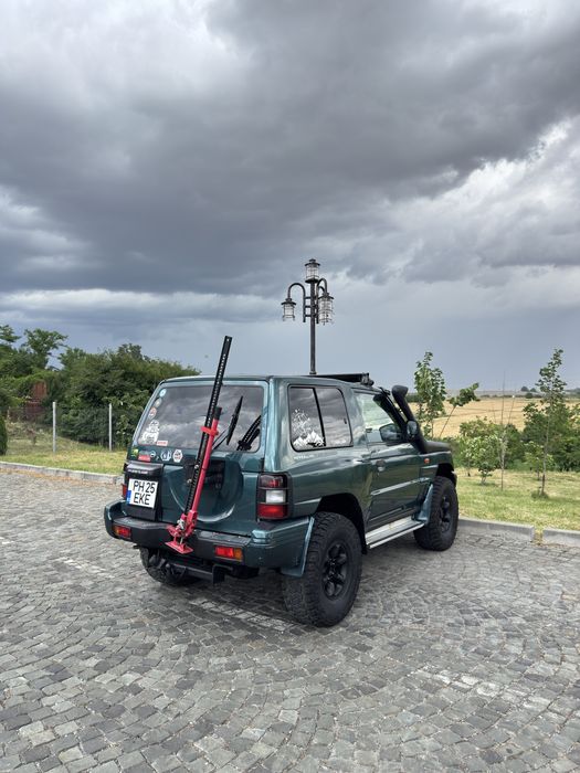 Mitsubishi pajero 2.5 - Turbo Bmw -