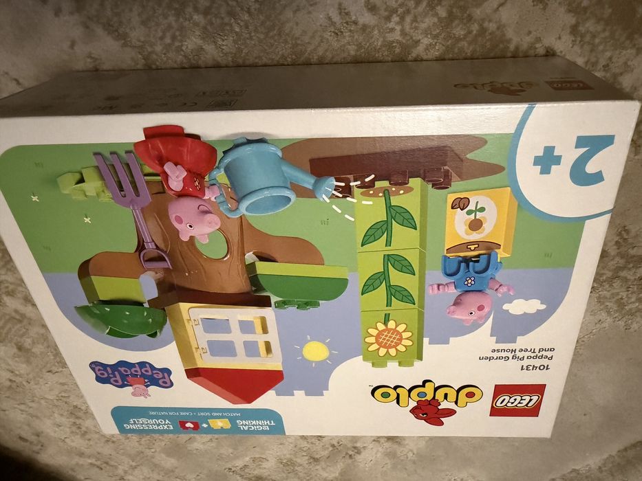 Lego Peppa Pig, Gradina si casa din copac