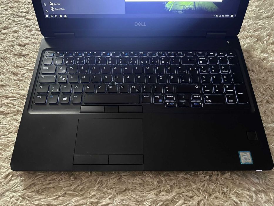 Laptop DELL Gen 8 I7 RAM 16 GB 512 SSD Baterie Noua