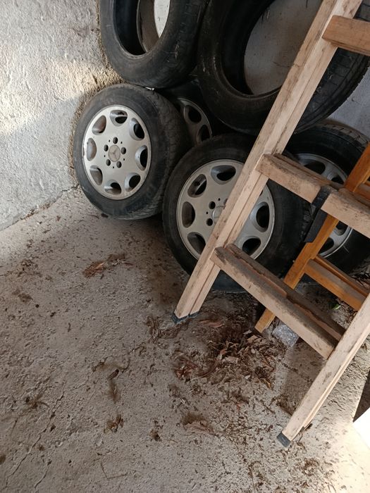 Мерцедес 190д ръчка