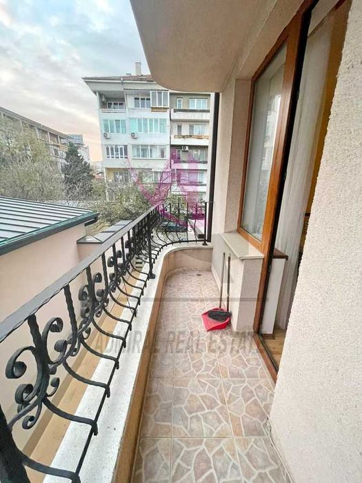 Дава се под наем Двустаен апартамент в Варна, Общината - 50 кв.м за 500 € - Снимка #3