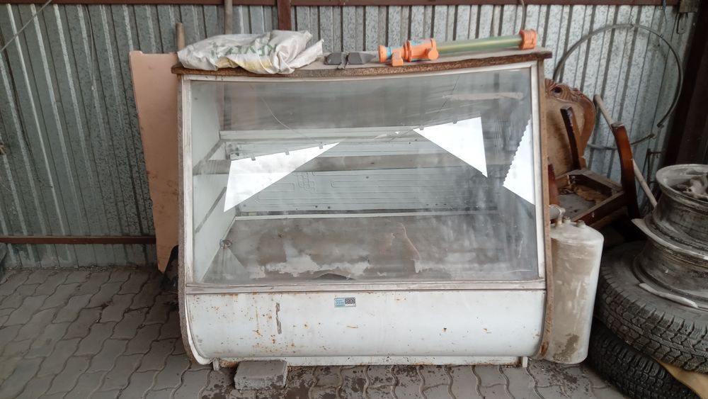Холодильник на запчасти