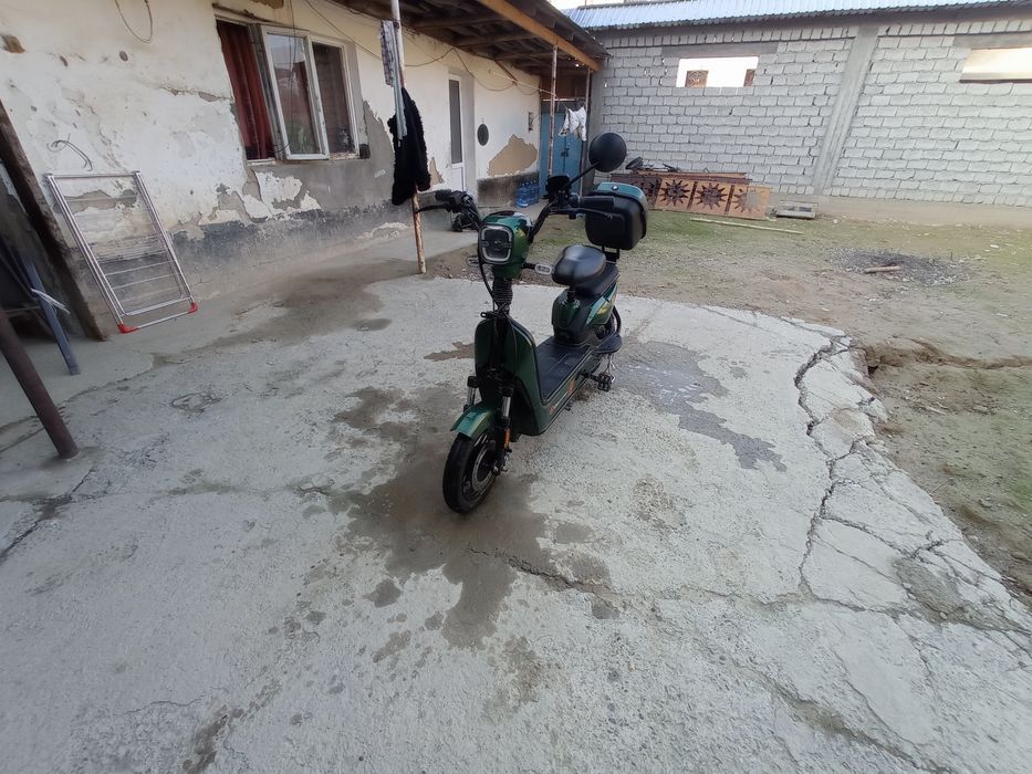 Продаётся скутер электро