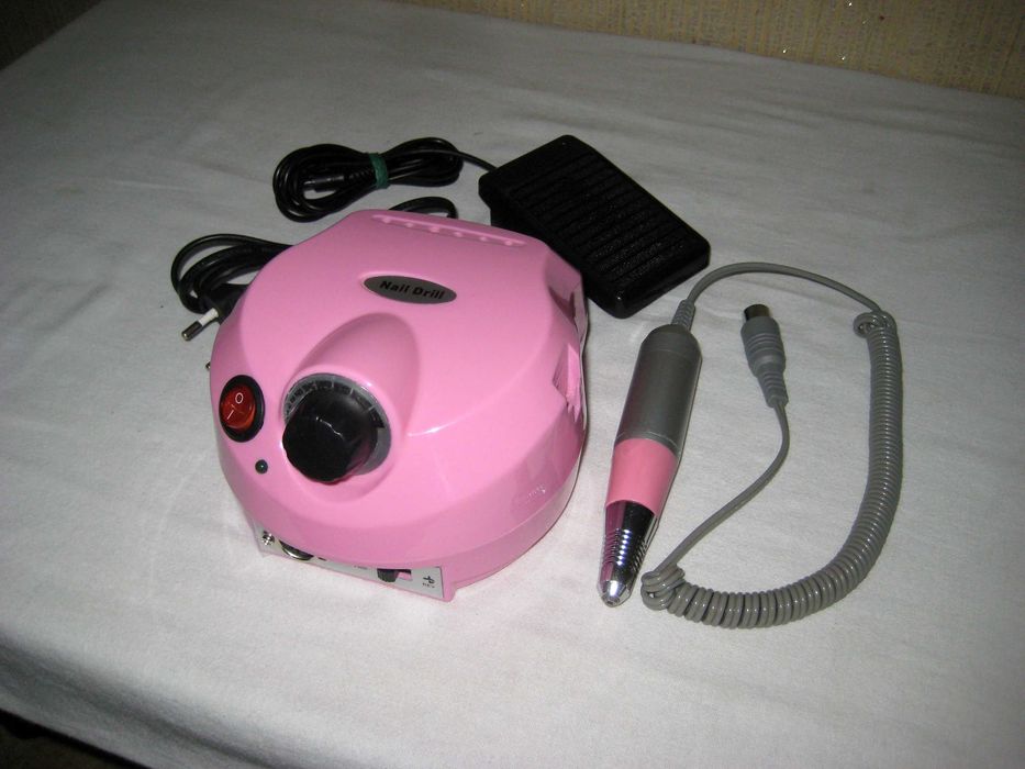 Аппарат для маникюра и педикюра Nail Drill отличном рабочим состоянии!