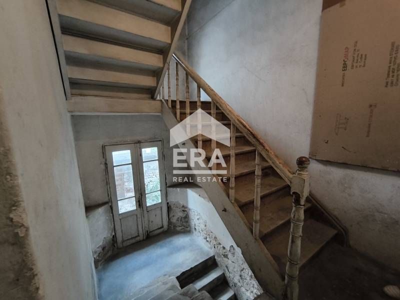 Продава се Къща в Хасково, Училищни - 198 кв.м за 425 €/кв.м - Снимка #8